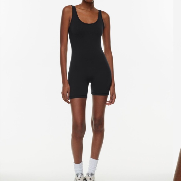 LIFE Shake-It 5" Romper - Picture 1 of 1